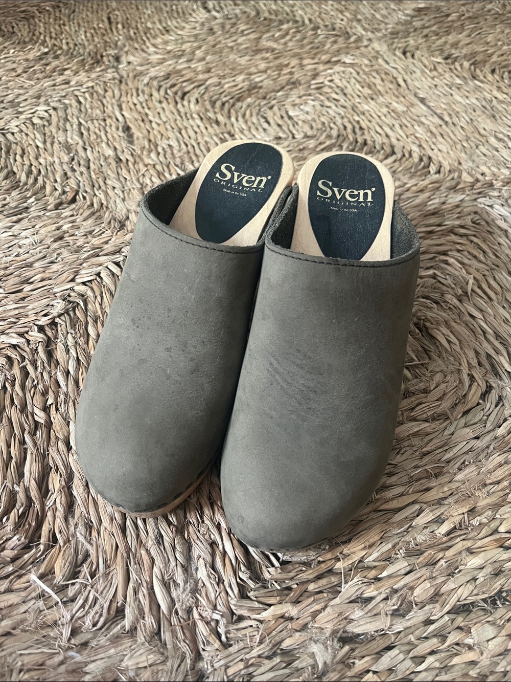 Sven clogs size 38